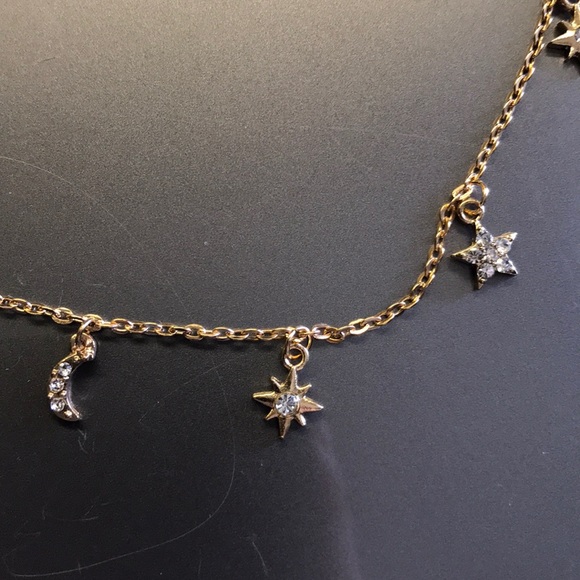 Gold chain charm necklace - Picture 2 of 3